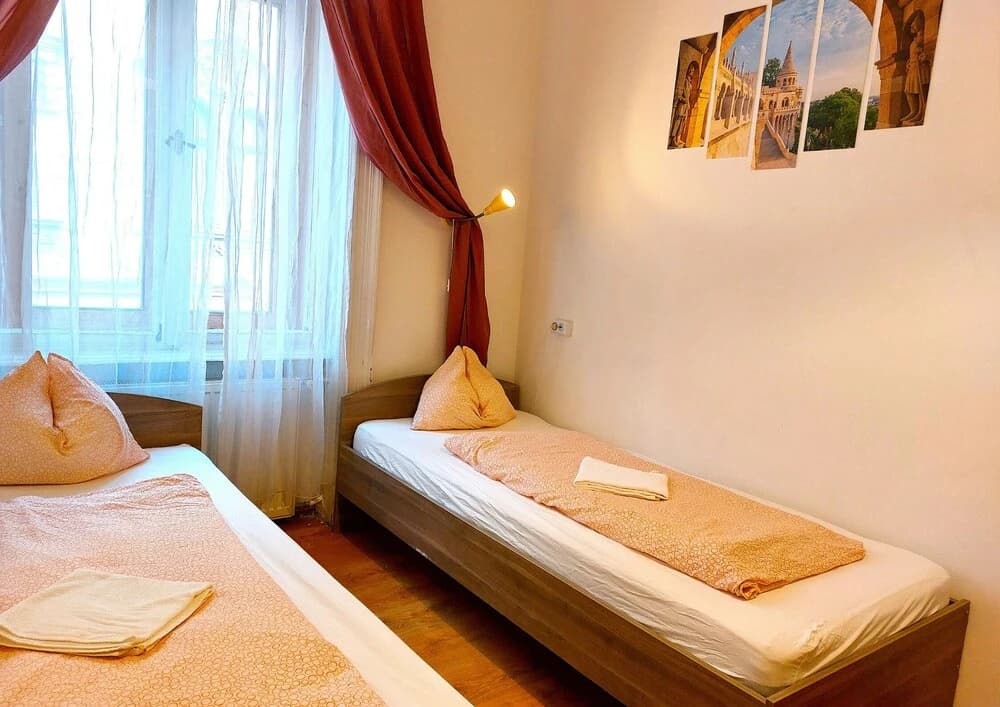 GoodMo Budapest Smart Rooms - photo 6