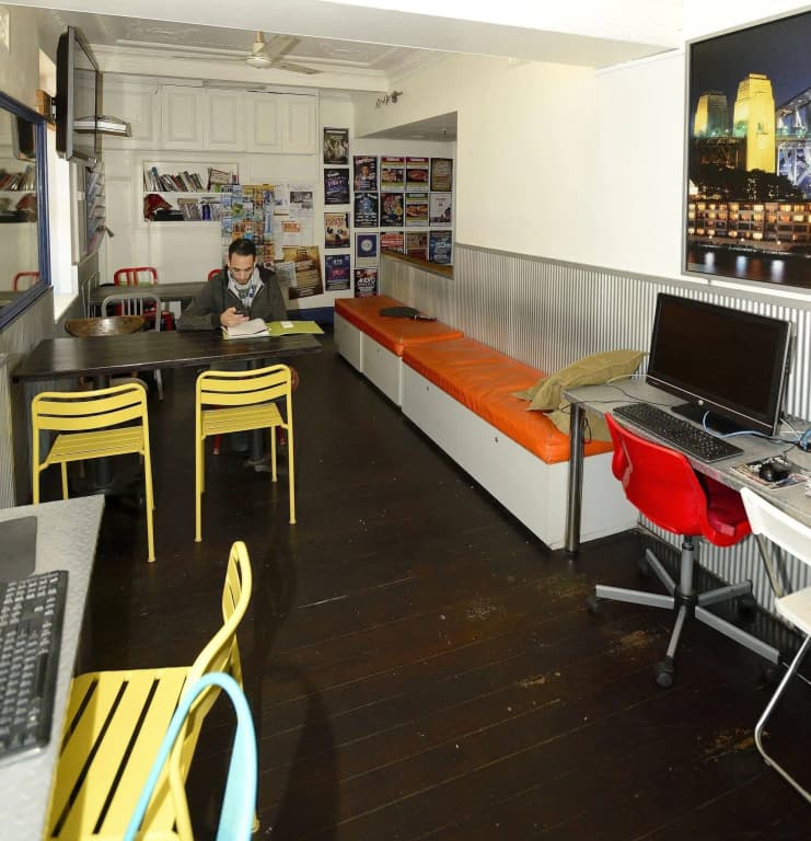 Sydney Central Backpackers - photo 22