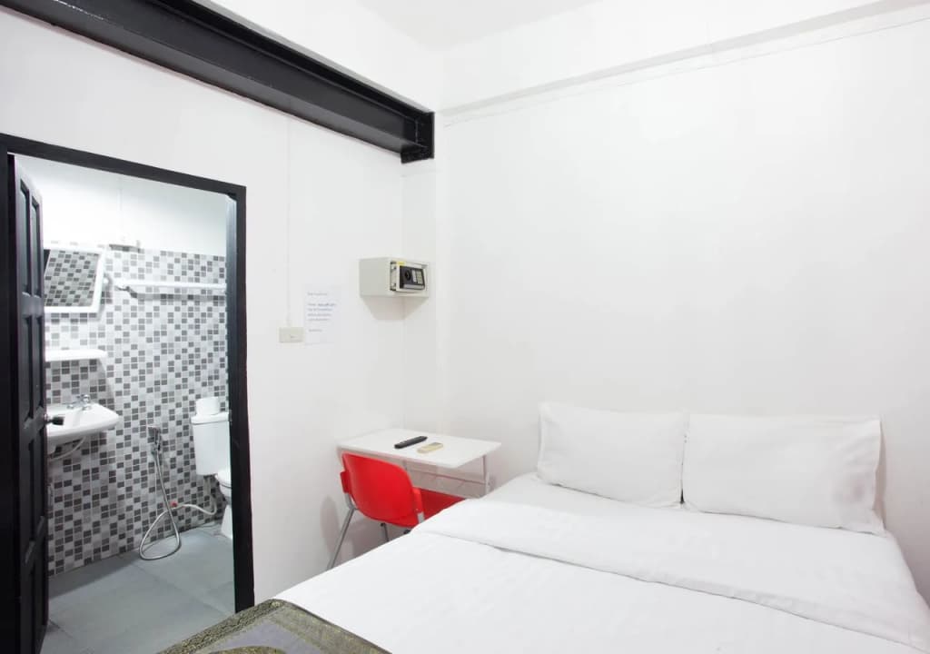 Bella Guesthouse Patong - photo 4