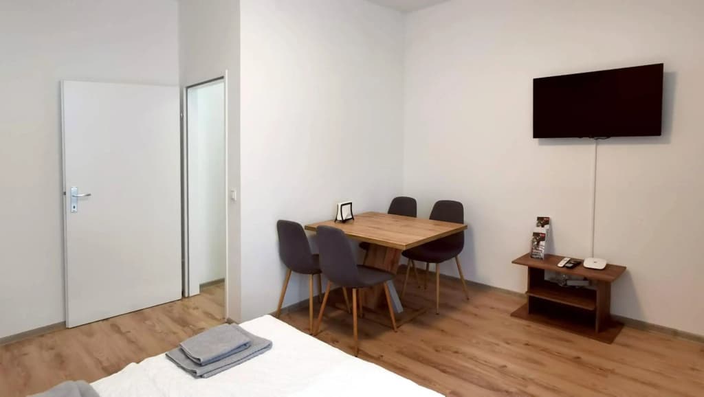 Bacher Apartment - photo 2