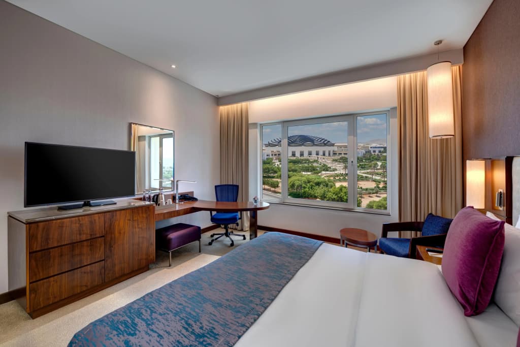 Crowne Plaza Muscat Ocec by IHG Hotel - photo 28