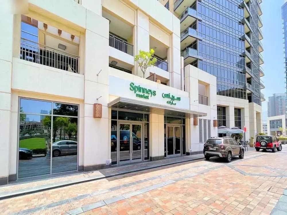 Amazing 1BR APT Downtown - photo 1
