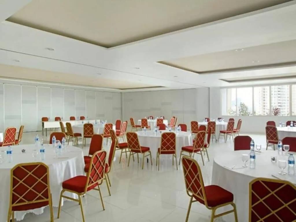Amaris Hotel La Codefin - Kemang - photo 16