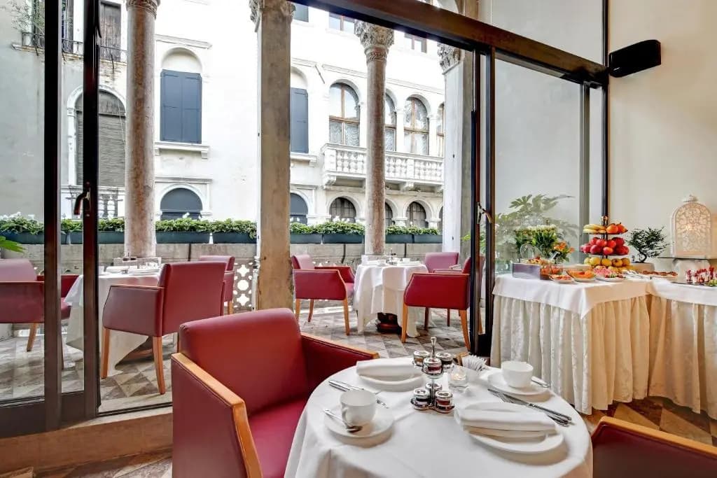 Hotel Dona Palace - photo 20