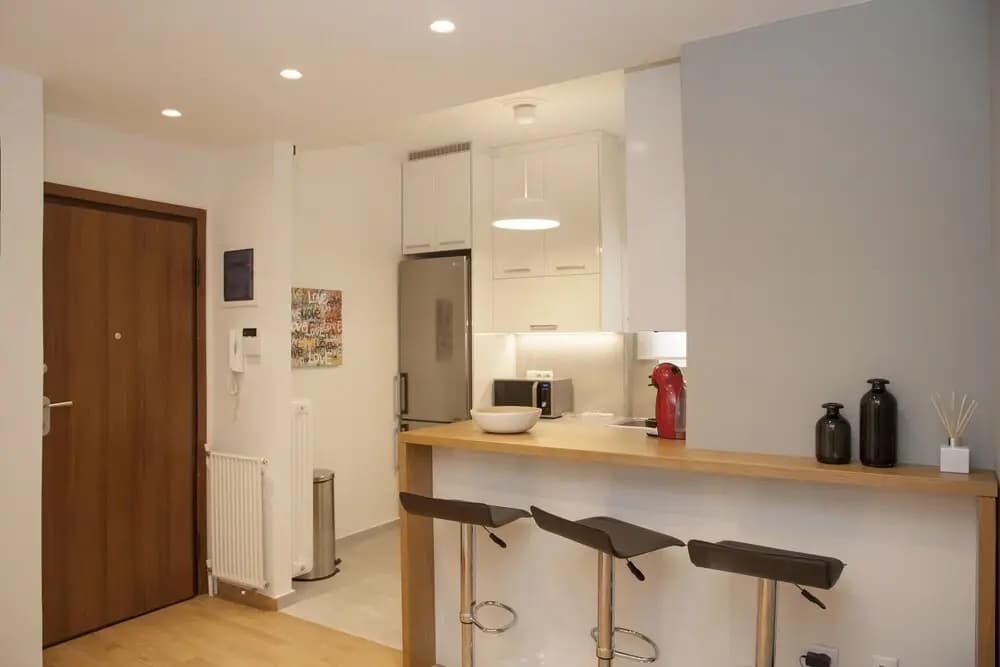 HiEnd Renovated Kolonaki Flat - photo 11