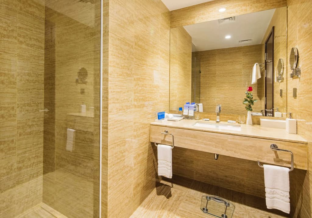 Wyndham Legend Halong Hotel - photo 11