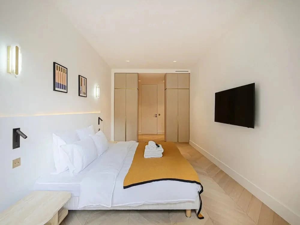 Sumptuous Apartment With Garden / Arc de Triomphe - photo 4
