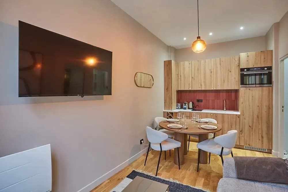 Apartment Center of Paris - photo 8