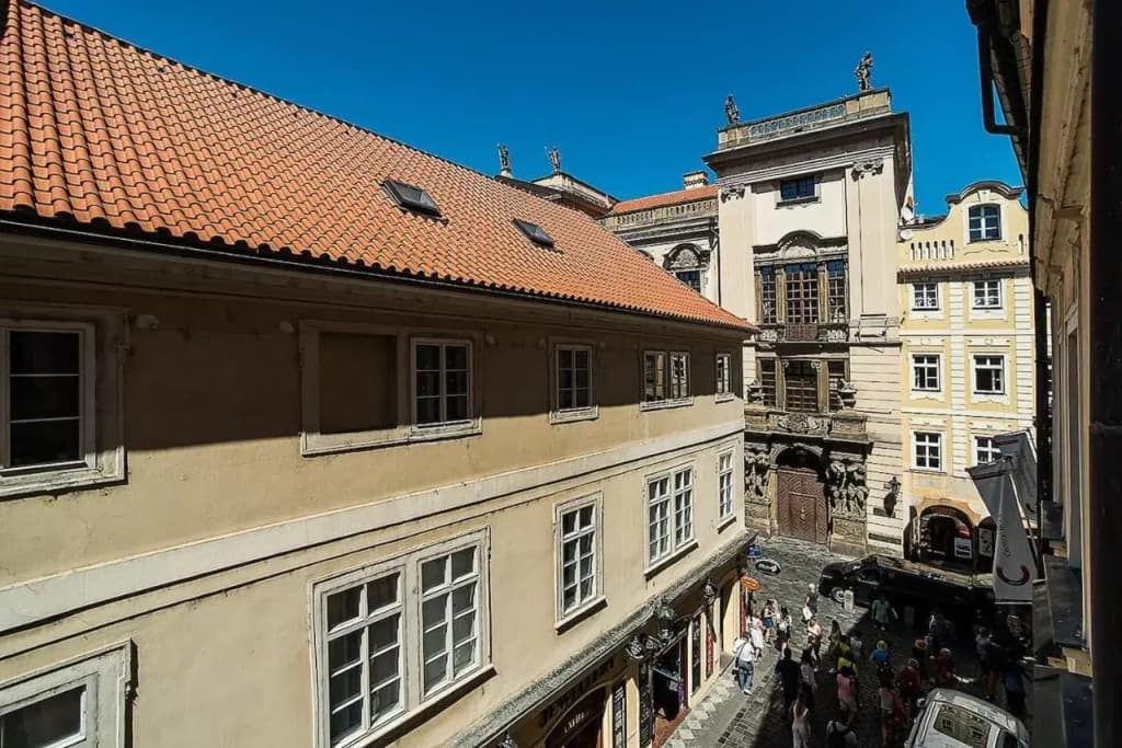 Unique Apt 250m from the Charles Bridge - photo 10