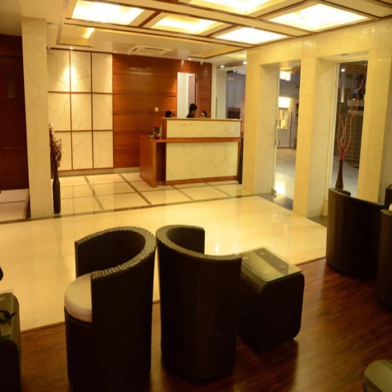 Hotel Charan Pahari - photo 2