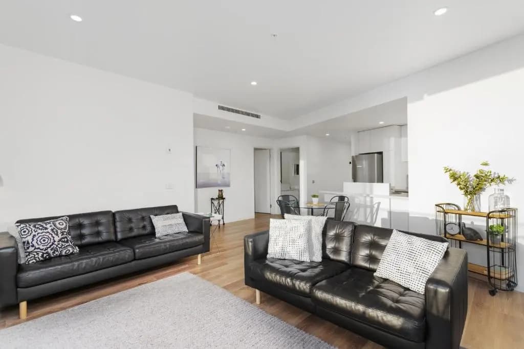 Waterfront Melbourne Apartments - photo 12