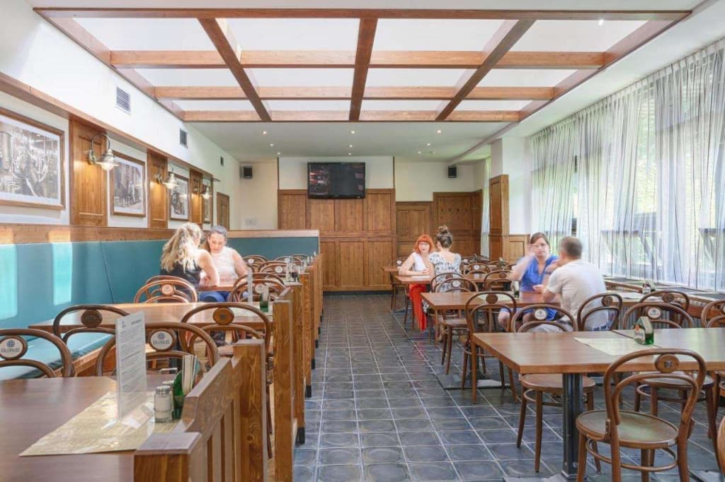 Hotel Globus - photo 14