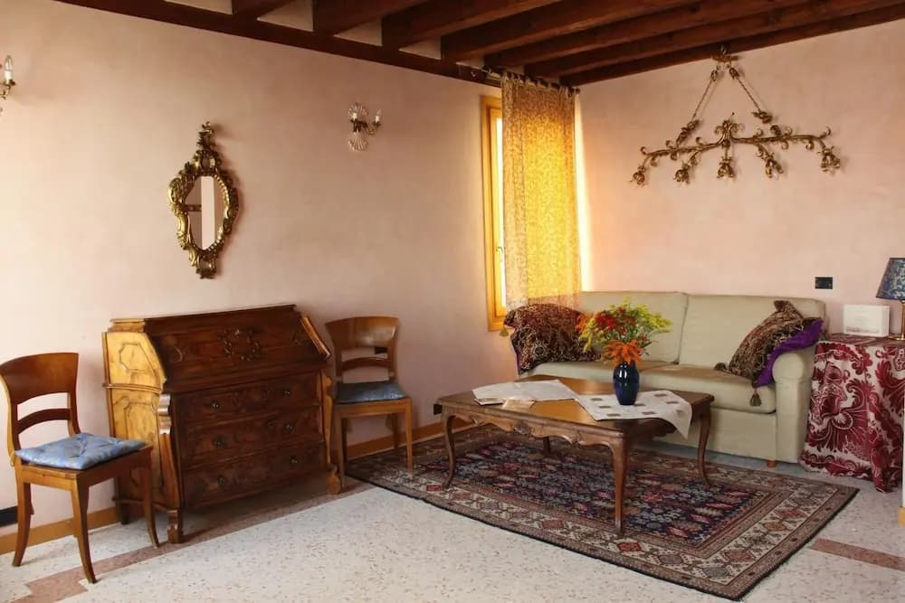 San Simeon Apartments - photo 5