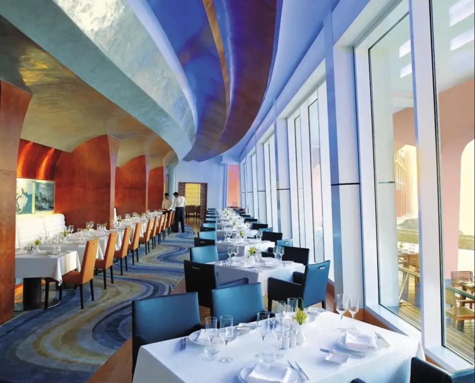 Al Husn Muscat Hotel - photo 6
