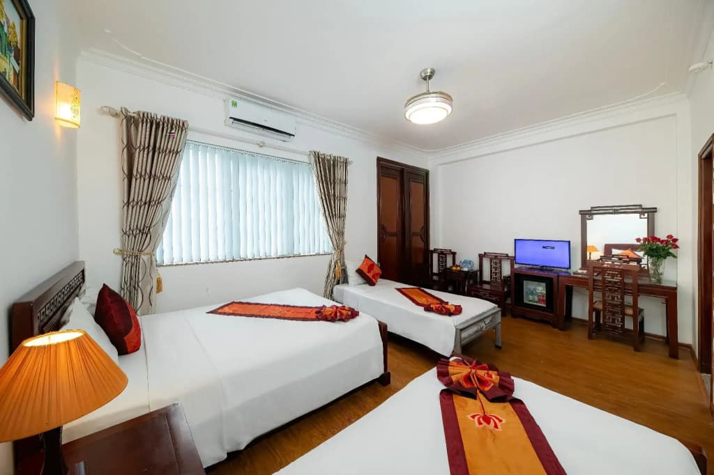 Phoenix Legend Hotel - photo 5