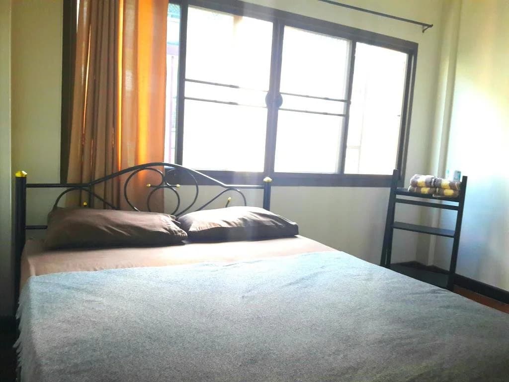 D & N hostel - photo 16
