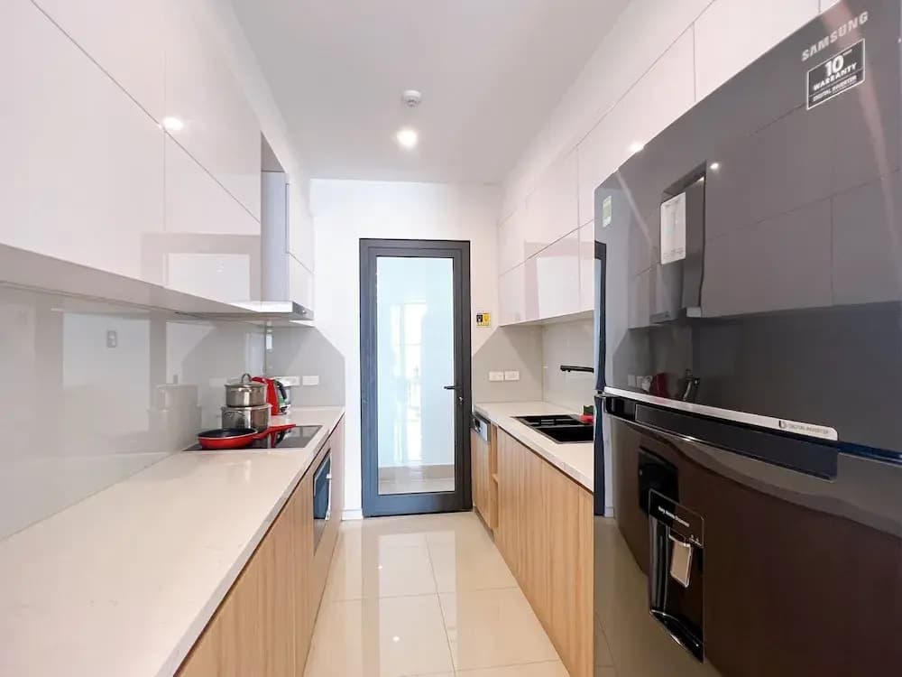 Vinhomes Skylake Deluxe Apartment - photo 8