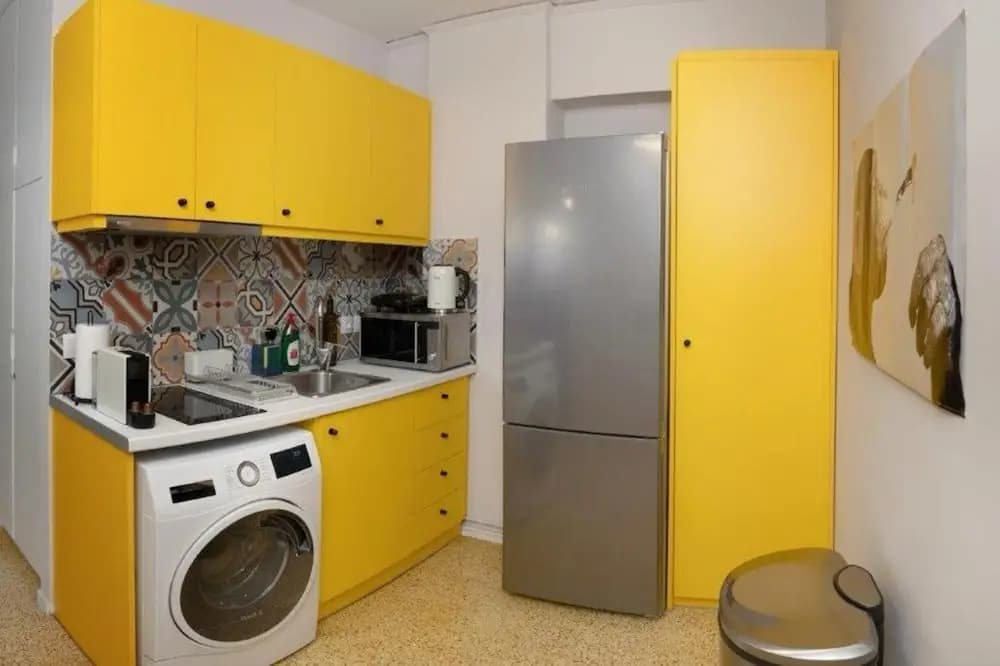 Crown Syntagma Apartment - photo 12