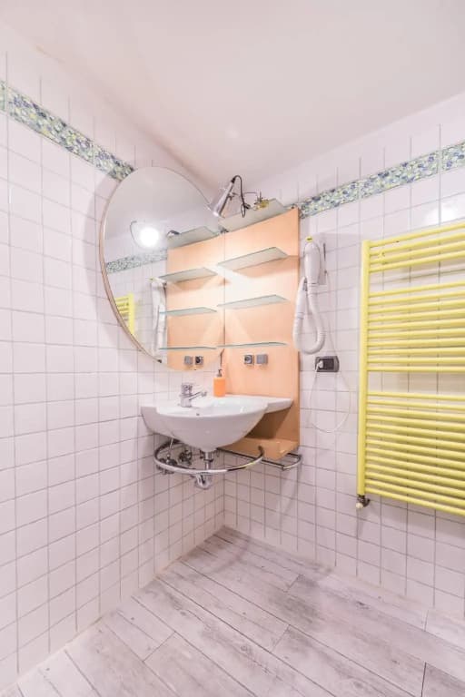 A Few Steps to The Duomo Comfortable 1BD Apt - photo 7