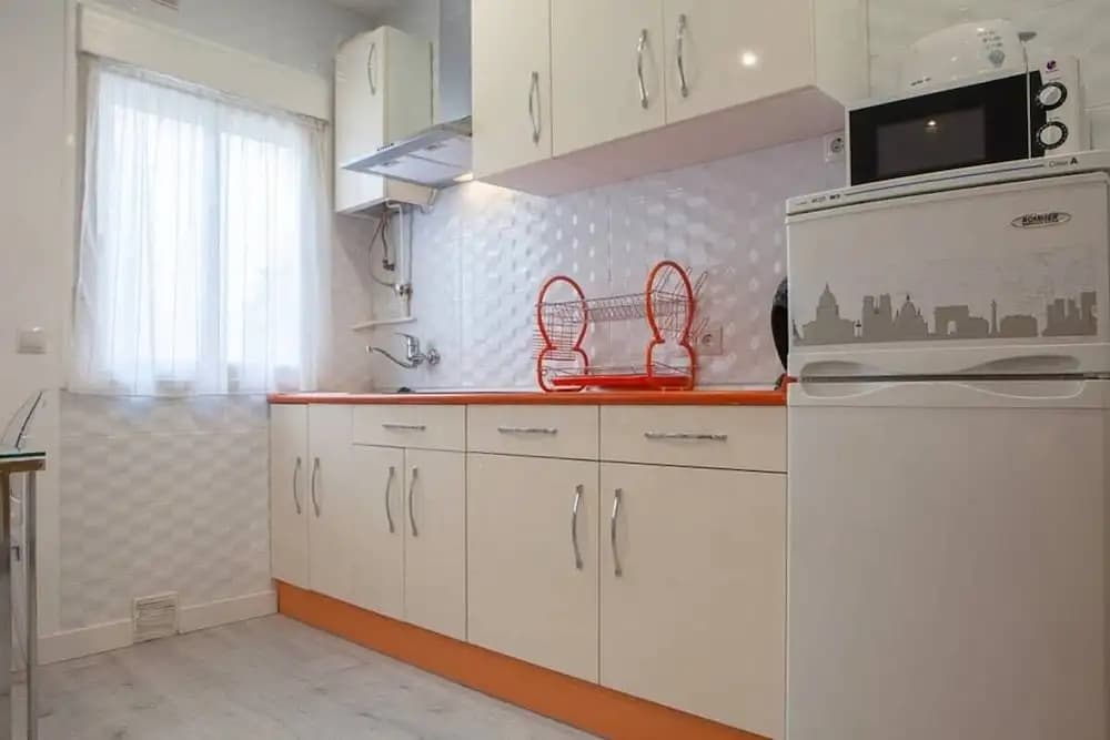 Lovely & Chic one bed Apartment Next to El Prado - photo 17