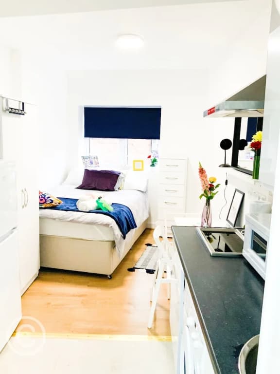 Cricklewood Studio Flats - photo 2
