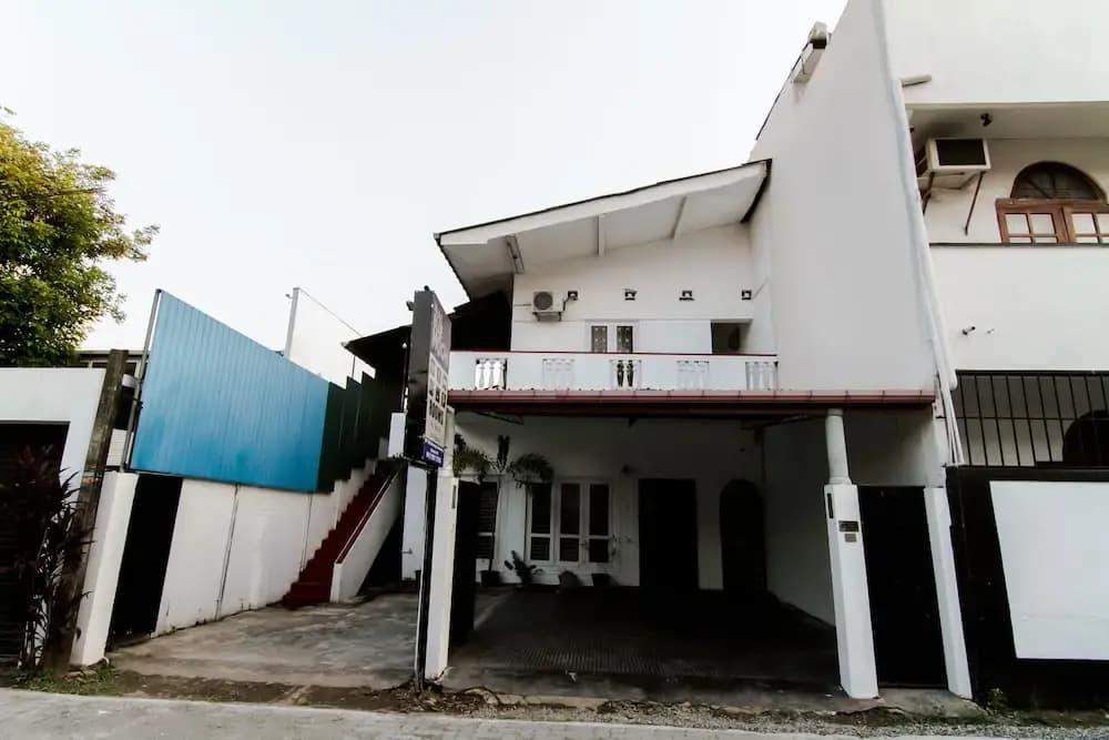 OYO 123 Hotel Bluemoon - photo 1