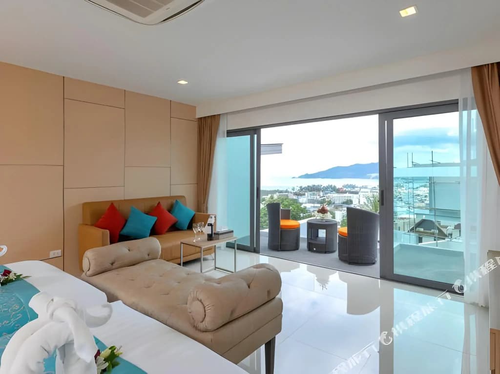 Patong Bay Hill Resort - photo 5