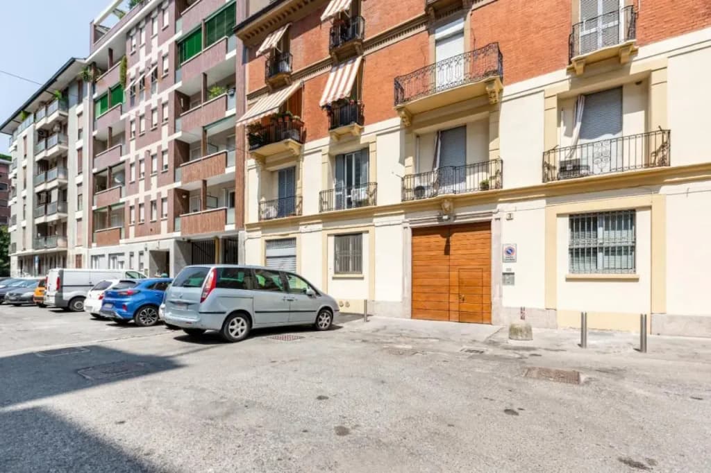 Guesthost - Bright Apt 600mt From Viale Zara! - photo 1