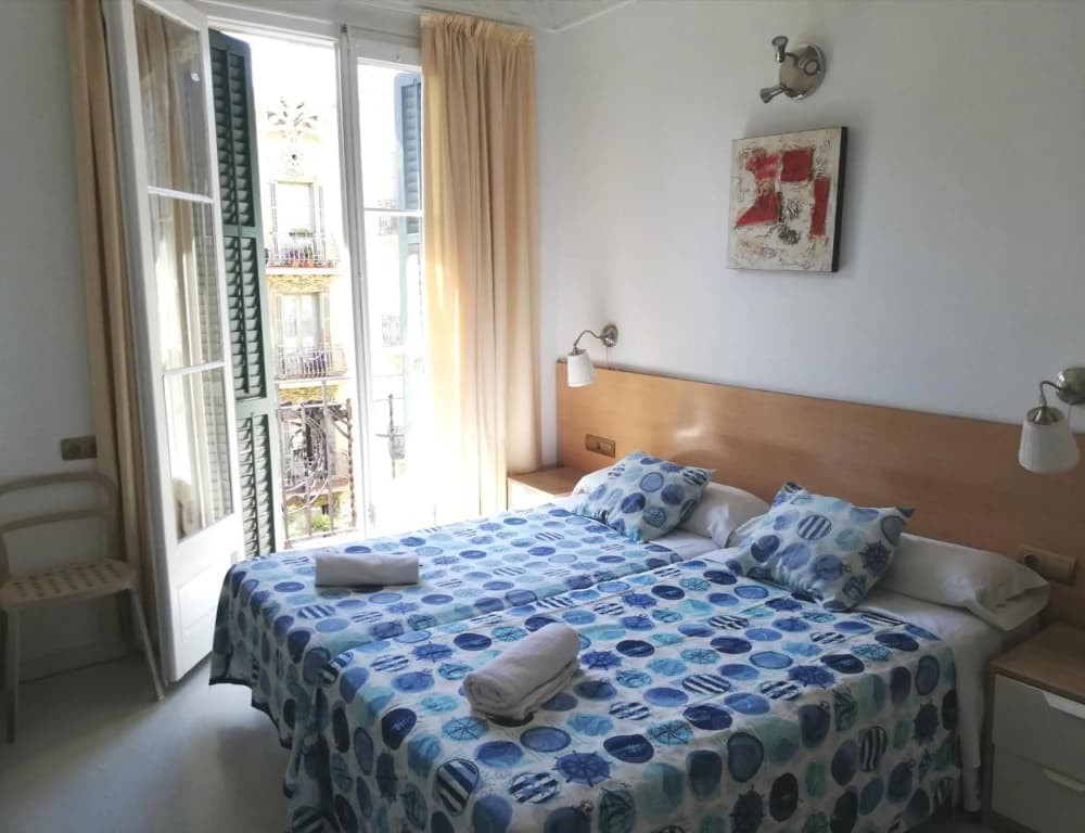 Hostal Felipe II - photo 2