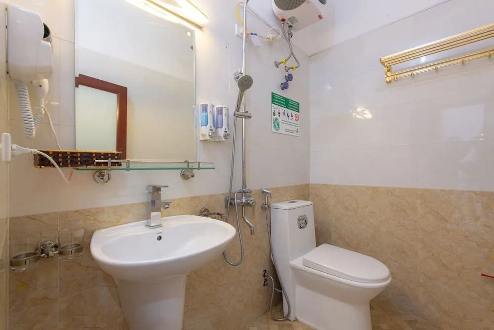 Oyo 383 Luxury Airport Hotel & SPA - photo 8