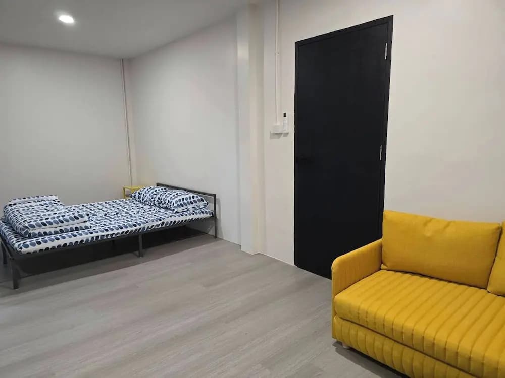 Charming 3-bedroom House in Bueng Kum, Thailand - photo 2
