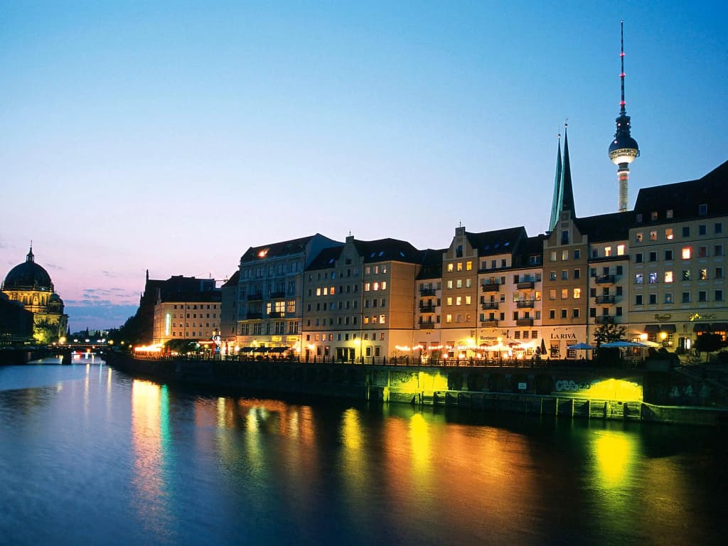 ibis Styles Berlin-Treptow - photo 16