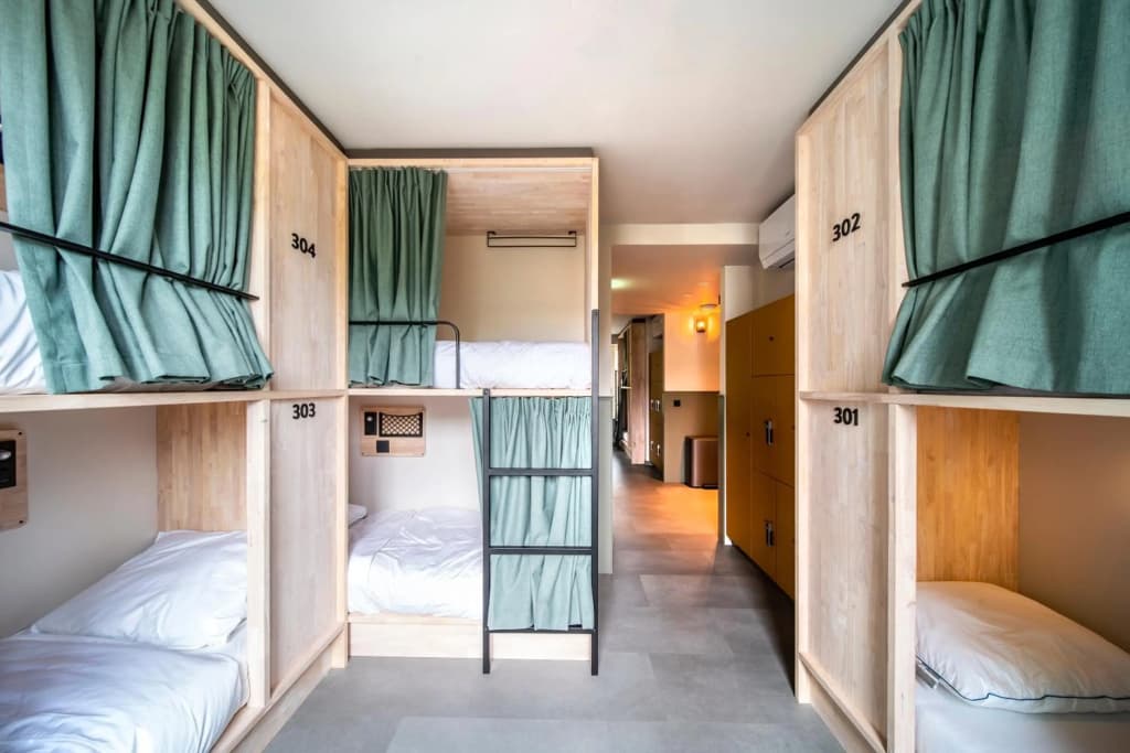 Amigo Hotel - photo 2