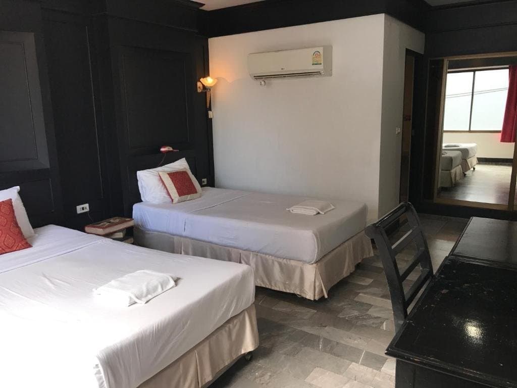 Maximum Boutique Hotel - photo 33
