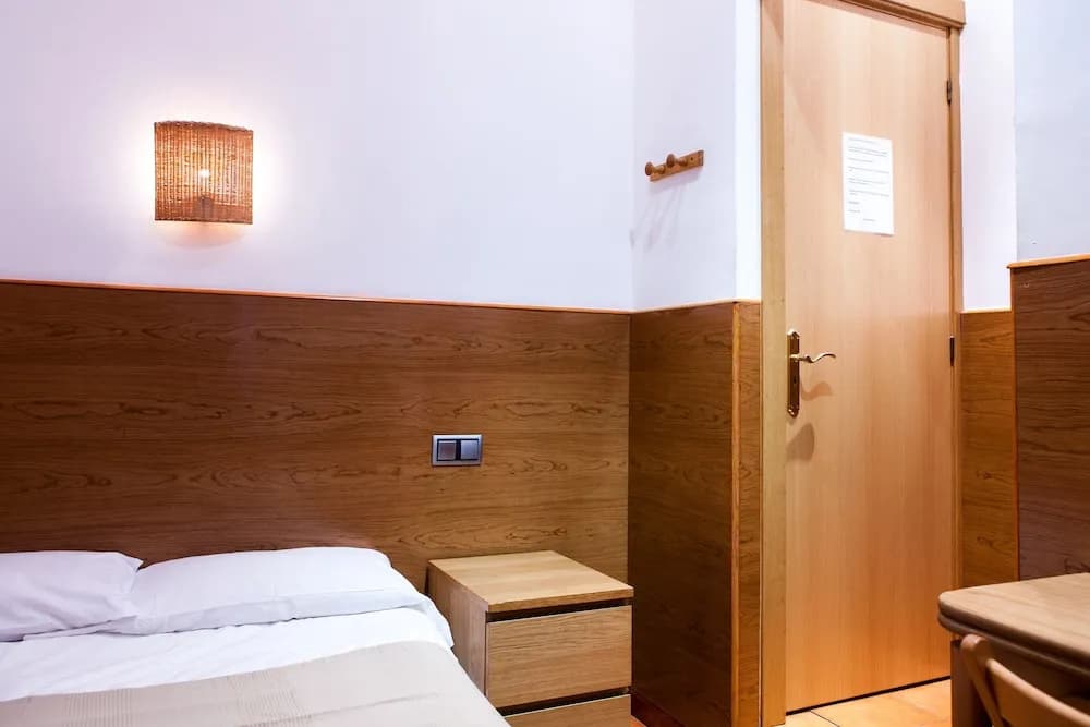 Centric Apartments Guest House - photo 9