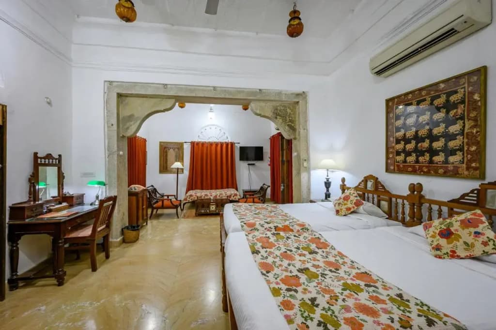 Neemrana'S - Deo Bagh - photo 18