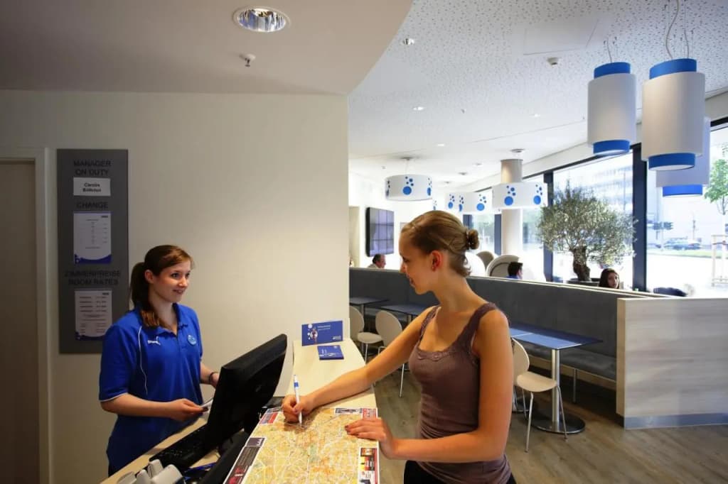 H2 Hotel Berlin Alexanderplatz - photo 21