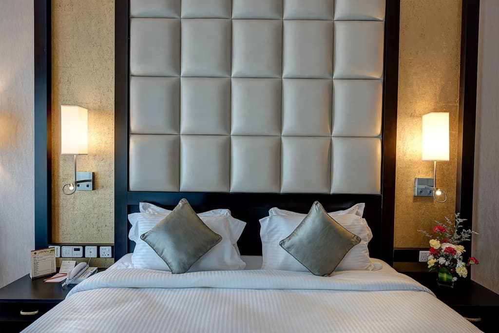 Grandeur Hotel - photo 11