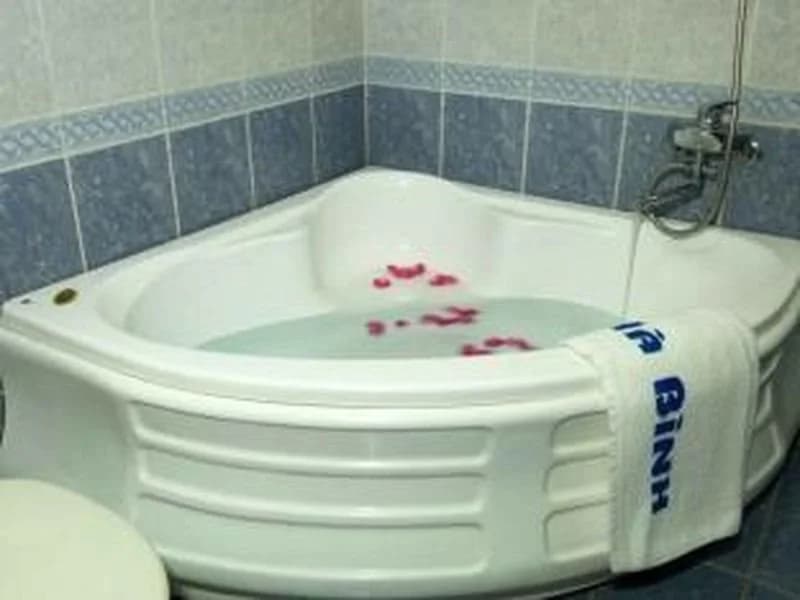 Ha Binh Hotel - photo 7