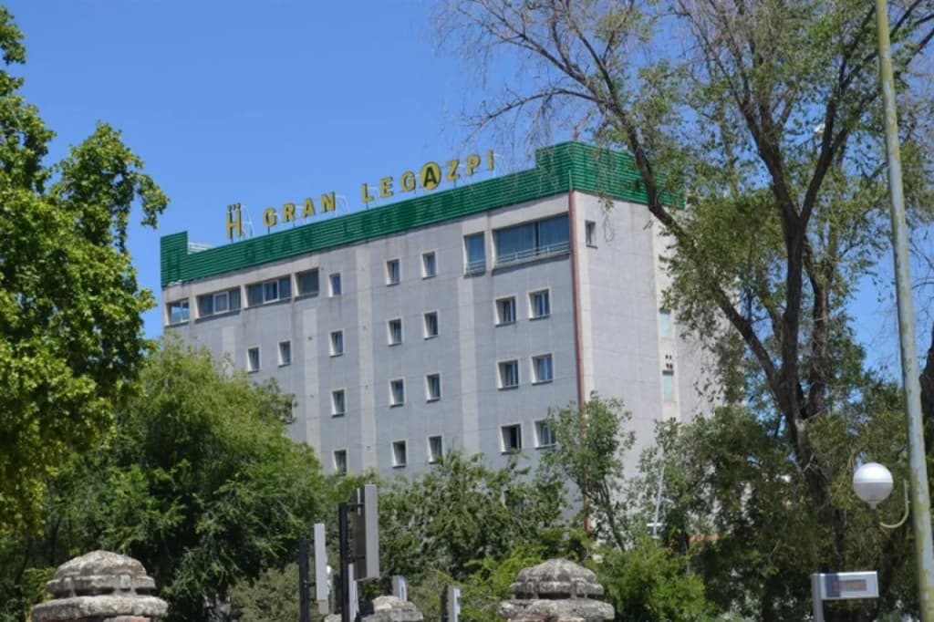 Hotel Gran Legazpi - photo 1