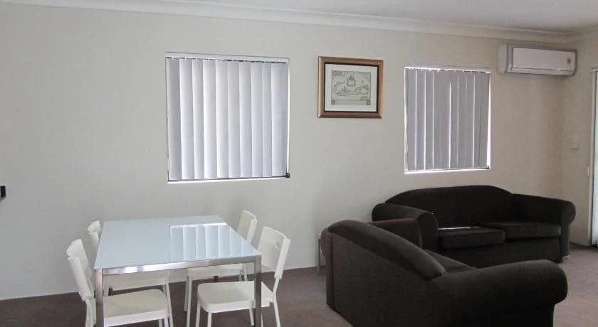 Parkside Apartments on Thomas Street - photo 8