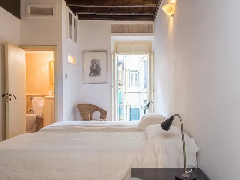 RSH Trevi Fountain Apartment 2 - photo 4