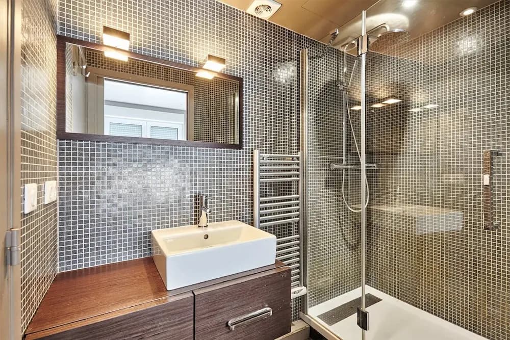 Modern 1BR Home in Batignolles - photo 7