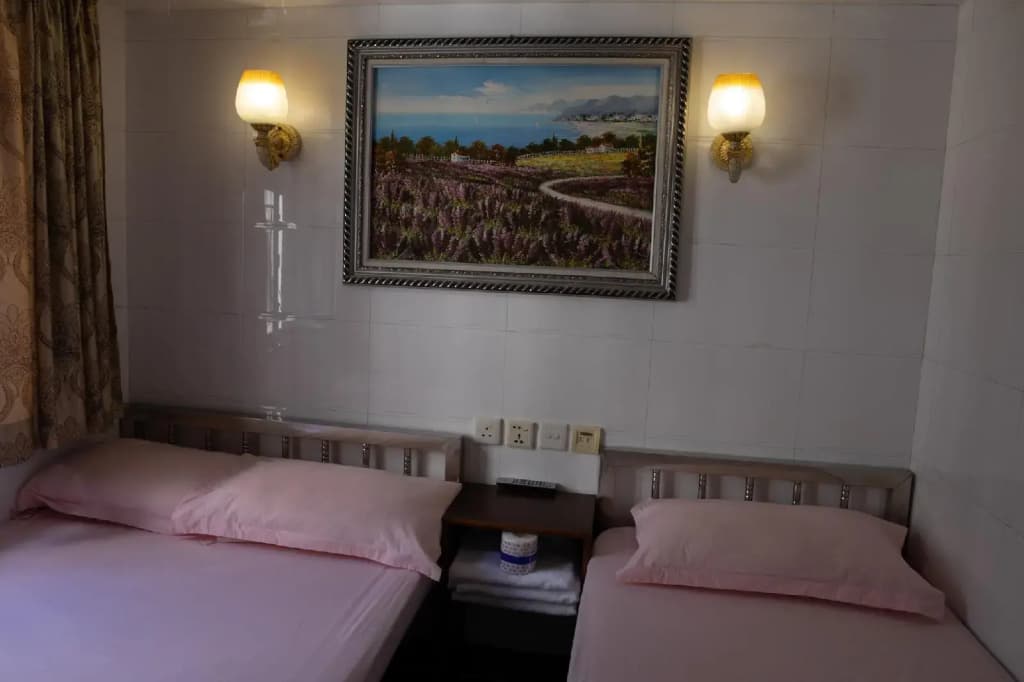 Lucky Hotel - Carlton Group of Hostels - photo 6