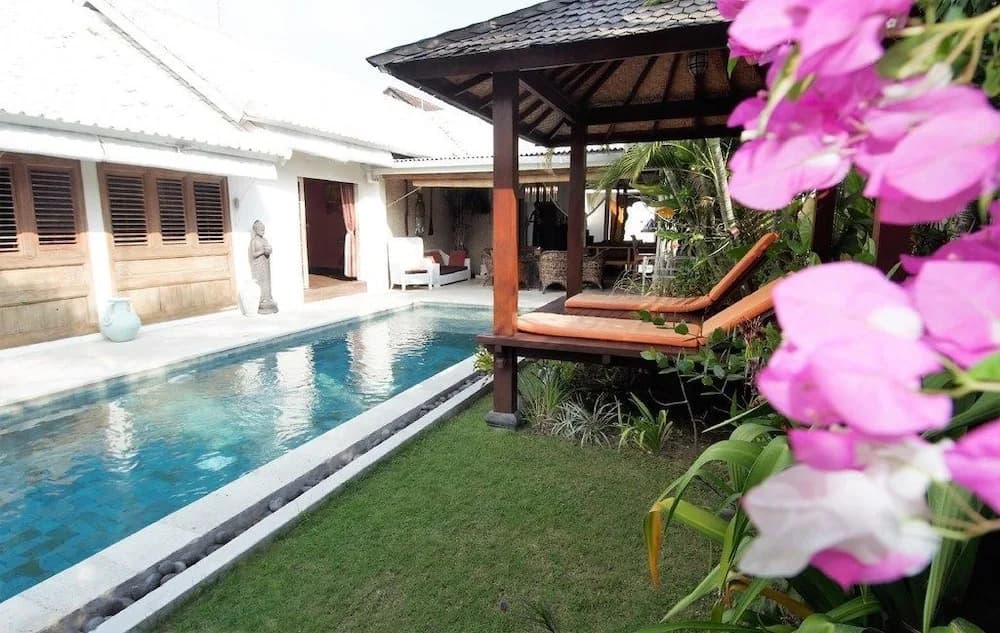 Coco Poco Villa Seminyak - photo 13