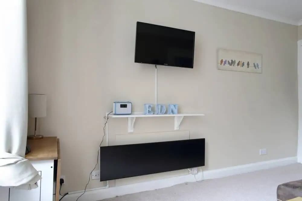 Central 2 Bedroom Flat In Edinburgh - photo 12