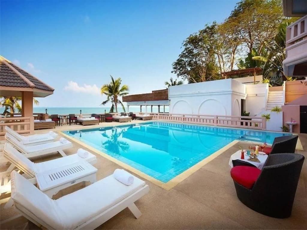 Golden Cliff House - photo 8