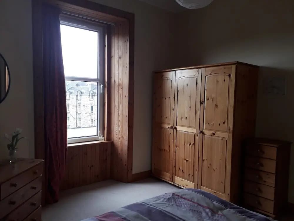 Central 3 double bed apartment - photo 2
