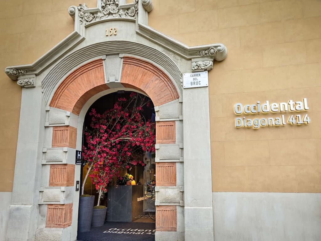 Occidental Diagonal 414 - main photo