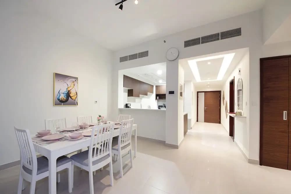 Luxury StayCation - Tranquil Retreat With Beautiful Park Views - photo 12